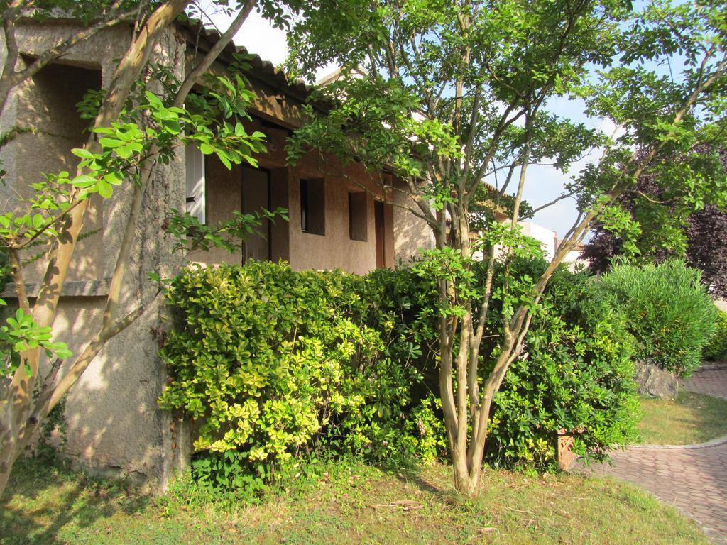 Sole E Mare Aparthotel Santa-Maria-Poggio  ภายนอก รูปภาพ