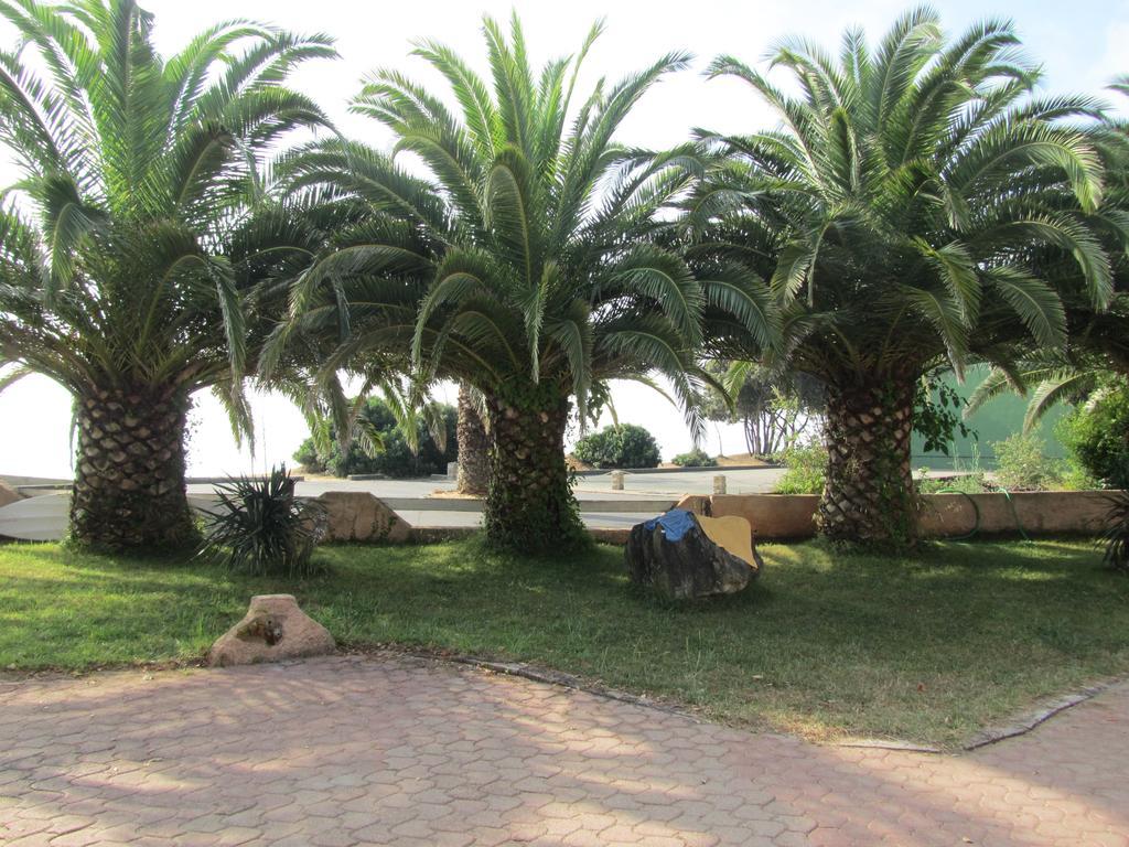 Sole E Mare Aparthotel Santa-Maria-Poggio  ภายนอก รูปภาพ