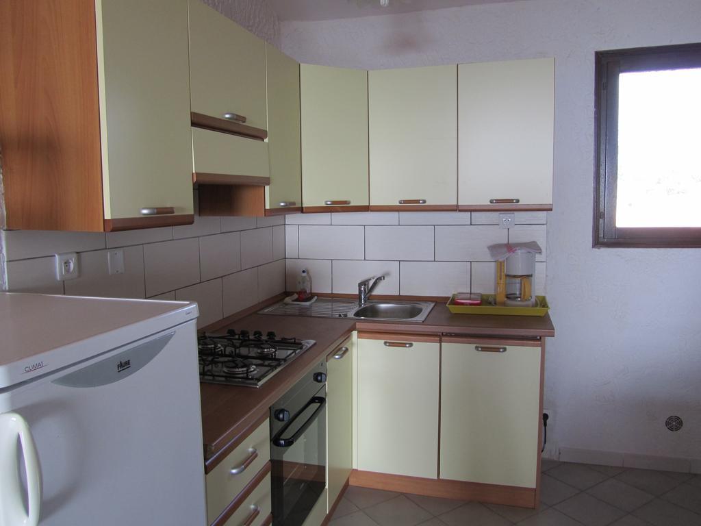 Sole E Mare Aparthotel Santa-Maria-Poggio  ห้อง รูปภาพ