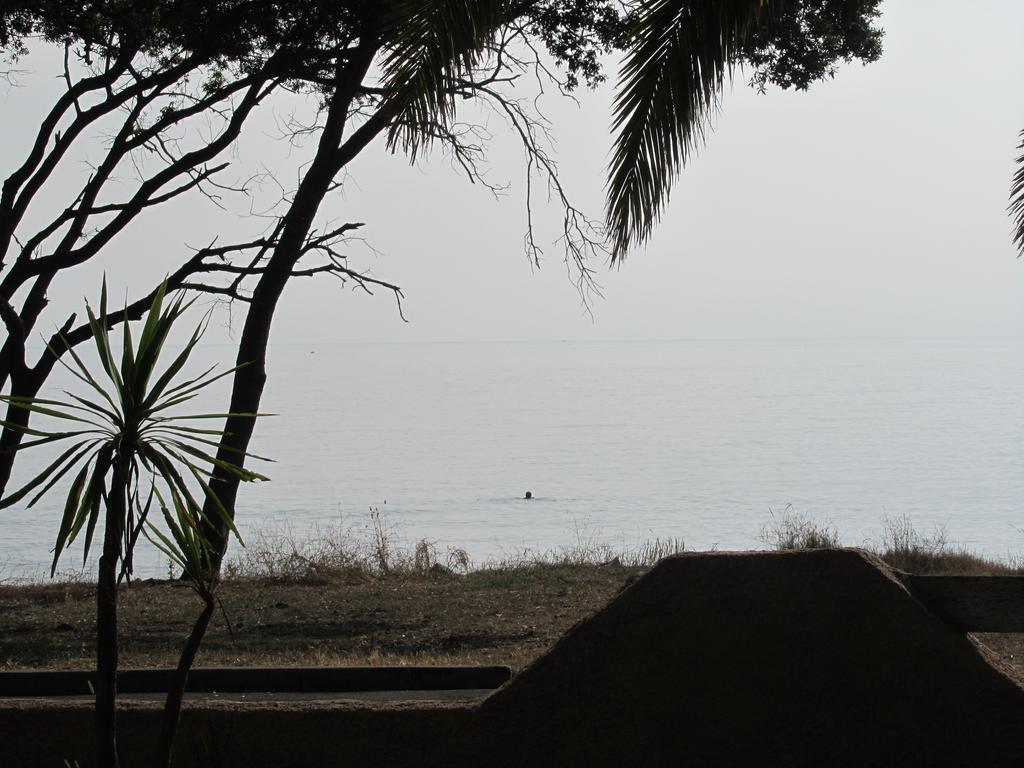 Sole E Mare Aparthotel Santa-Maria-Poggio  ภายนอก รูปภาพ